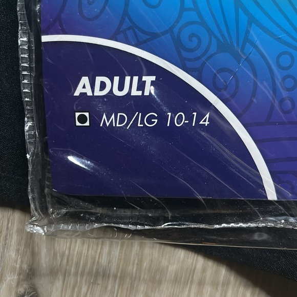 Peace and Love Hippie Costume - Picture 8 of 9